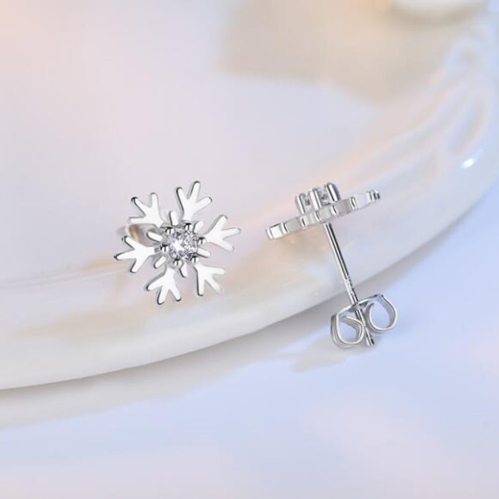 925 Sterling Silver Diamond Snowflake Earrings J - Picture 6 of 8